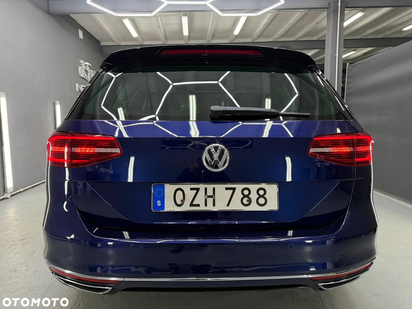 Volkswagen Passat Variant 2.0 TDI SCR DSG Highline - 8