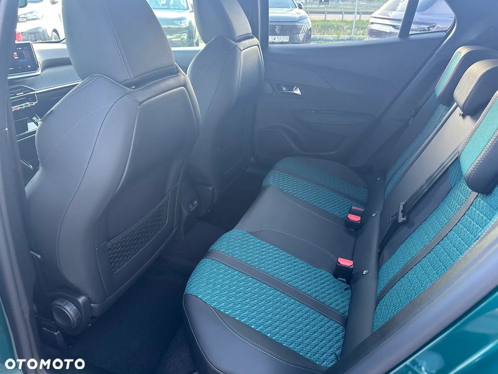 Peugeot 2008 PureTech mHEV Envy e-DCS6 - 24