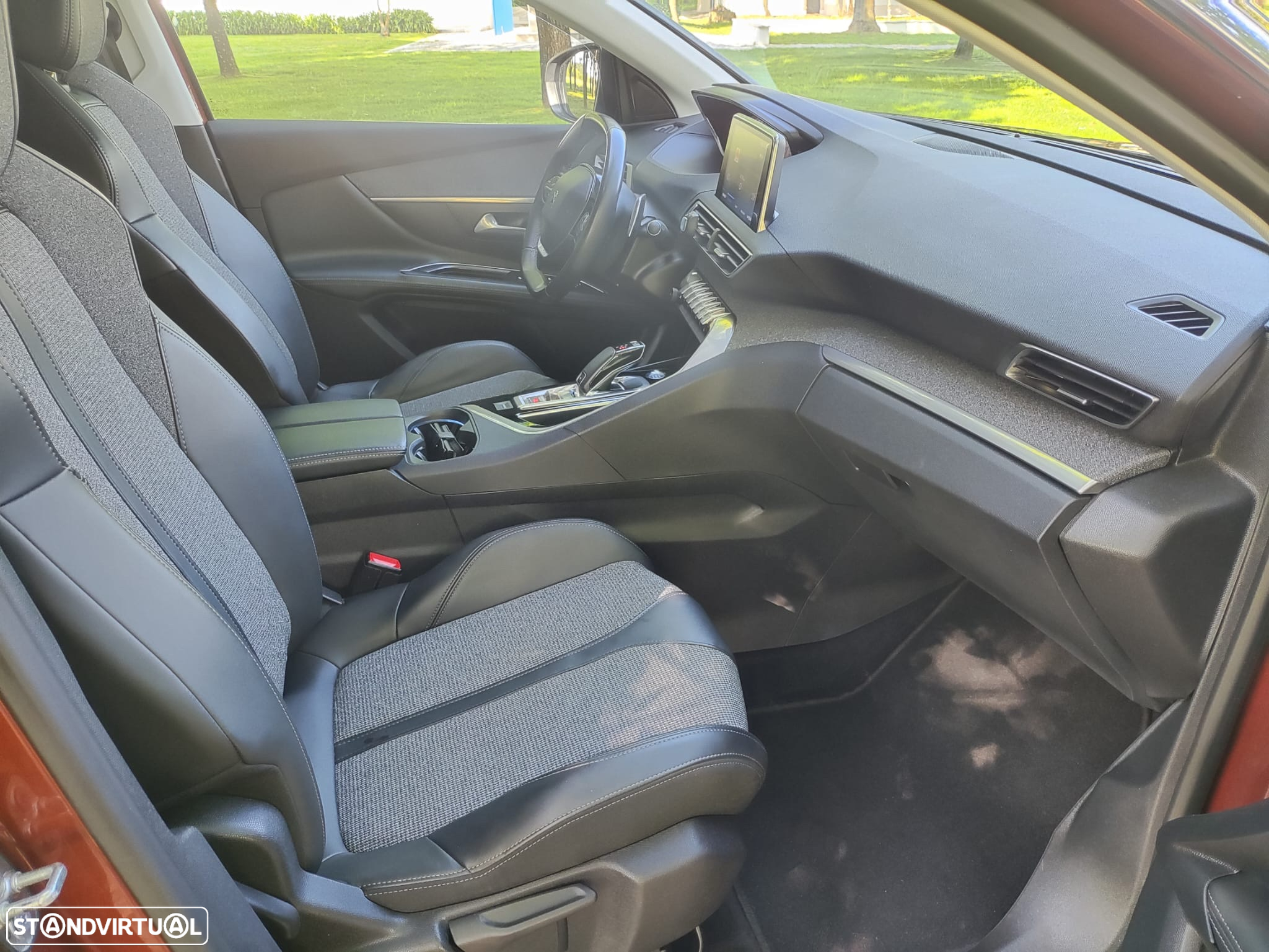 Peugeot 3008 1.5 BlueHDi Allure EAT8 - 34