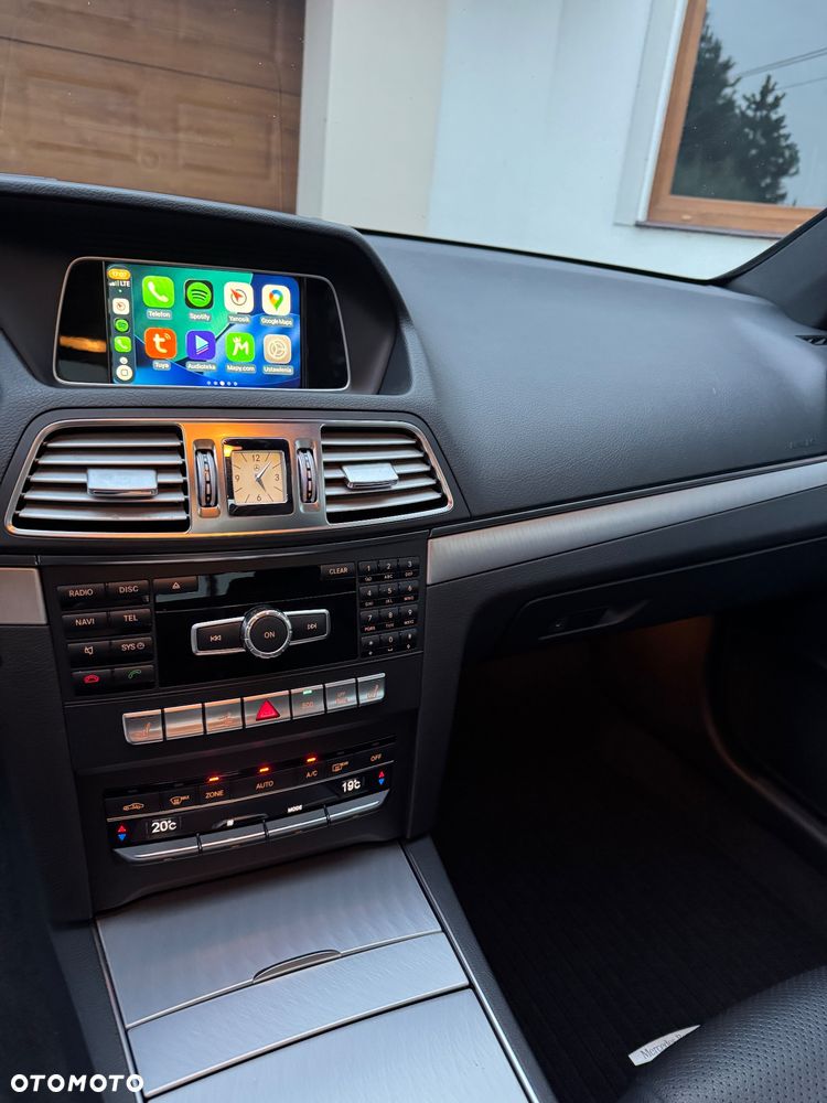 Mercedes-Benz Klasa E 220 CDI 7G-TRONIC - 24