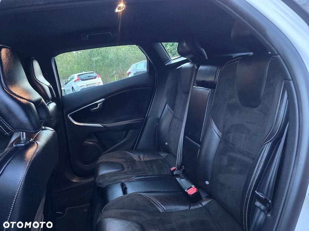 Volvo V40 D2 RDesign - 22