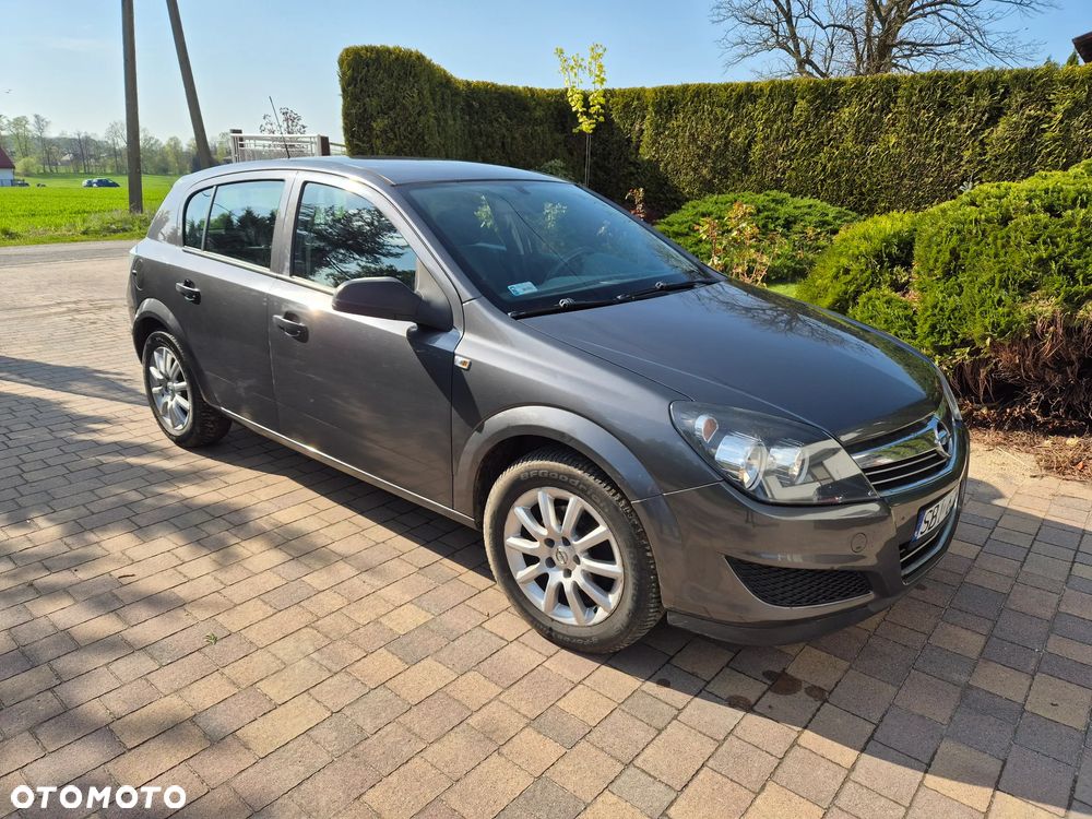 Opel Astra 1.4 Essentia - 2