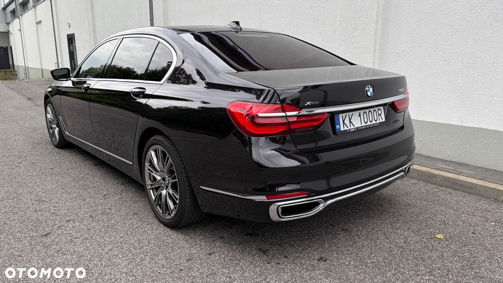 BMW Seria 7 750Li xDrive - 8