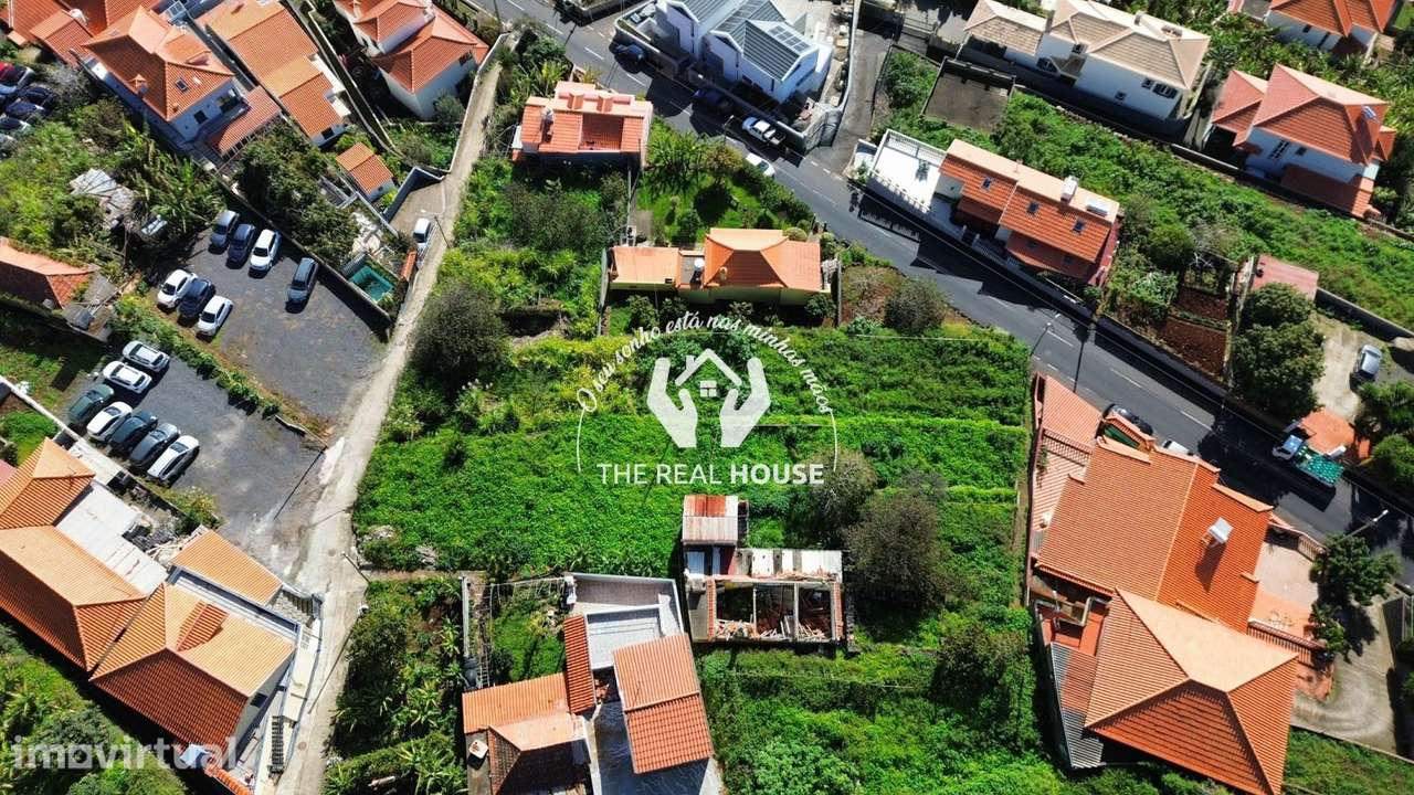Terreno c/ Ruína de Moradia V1 em Santa Cruz - Grande imagem: 3/17