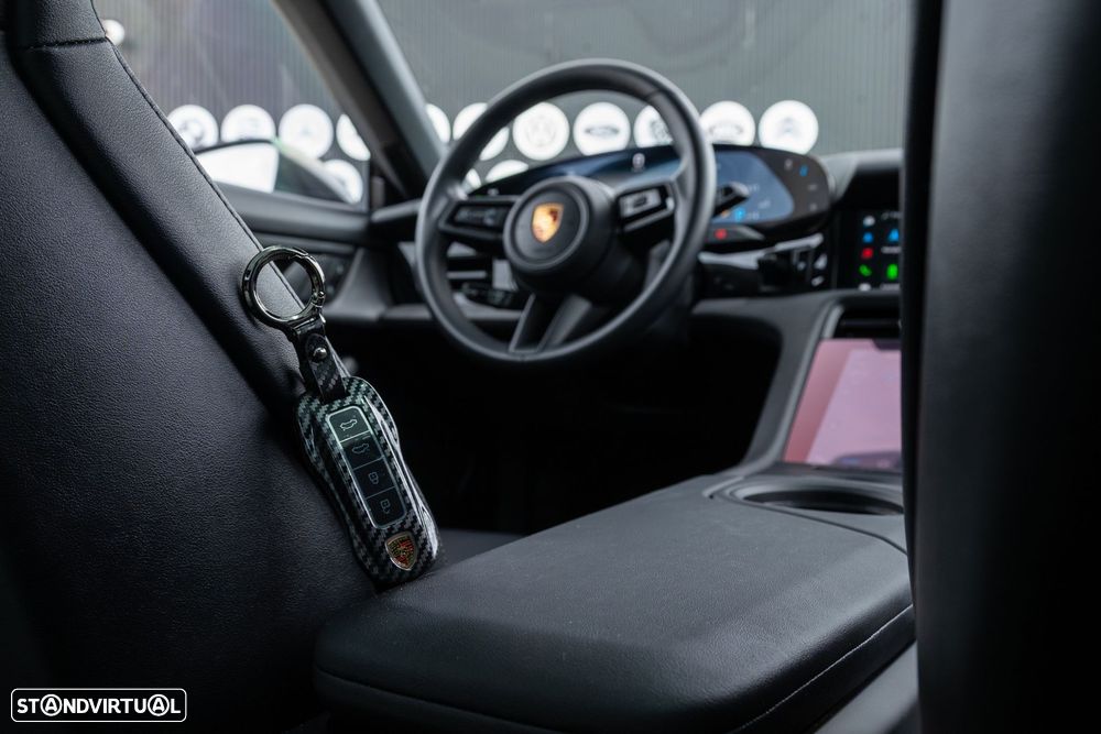 Porsche Taycan Bateria Performance Plus - 33