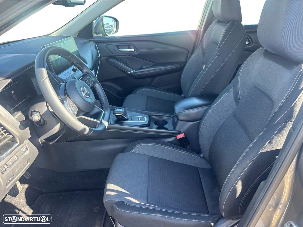 Nissan Qashqai 1.3 DIG-T Tekna + Xtronic - 12