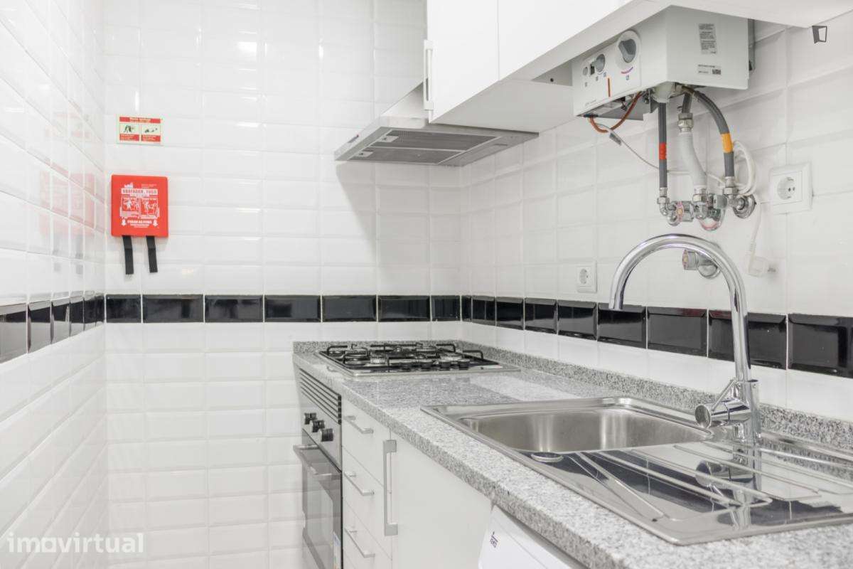 Apartamento com 1 quartos - localizado em Martim Moniz Lisbon - Grande imagem: 2/12