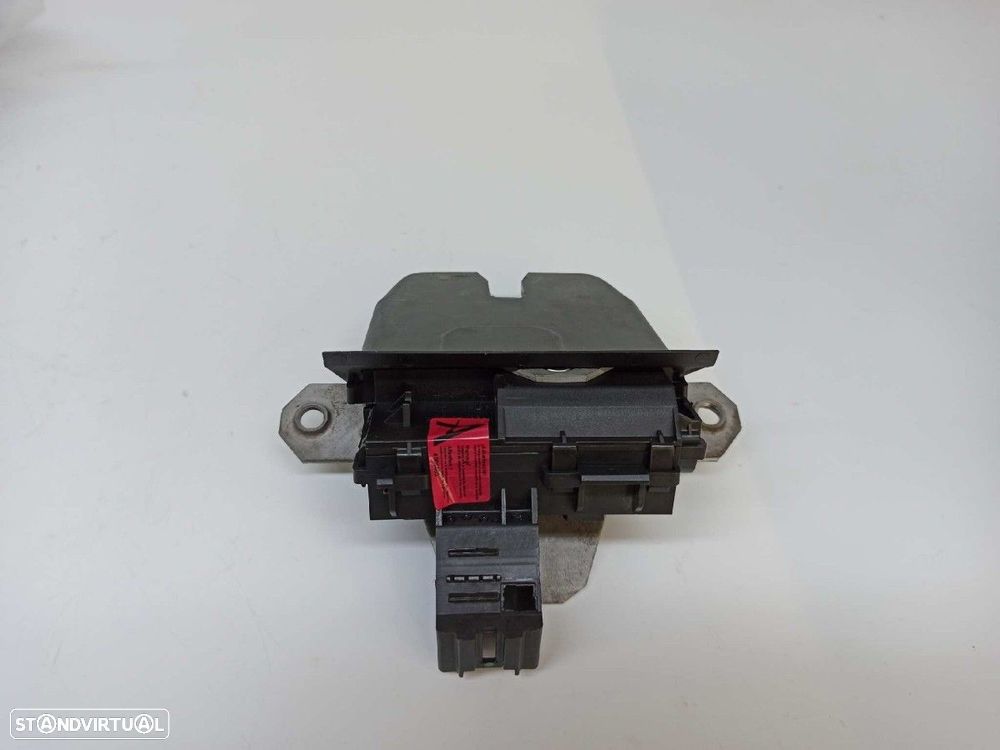 FECHADURA DA MALA FORD FOCUS LIM. TREND + - 2