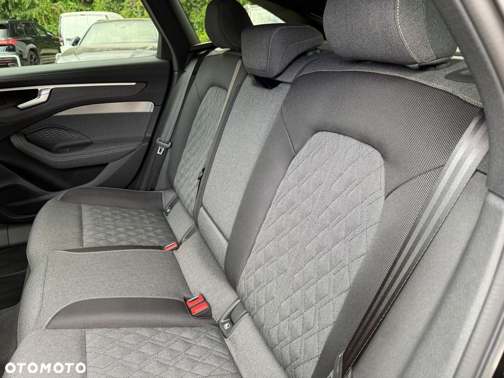 Audi A6 Avant - 19