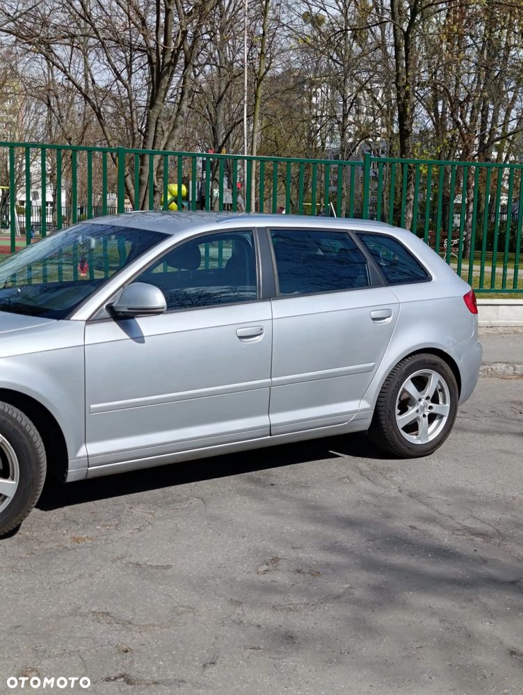 Audi A3 Sportback 1.8 TFSI Ambiente - 5