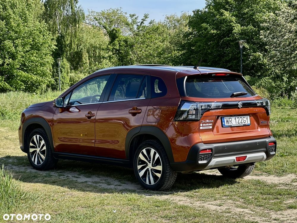 Suzuki S-Cross 1.5 DualJet Hybrid Elegance Sun SP 4WD AGS - 8