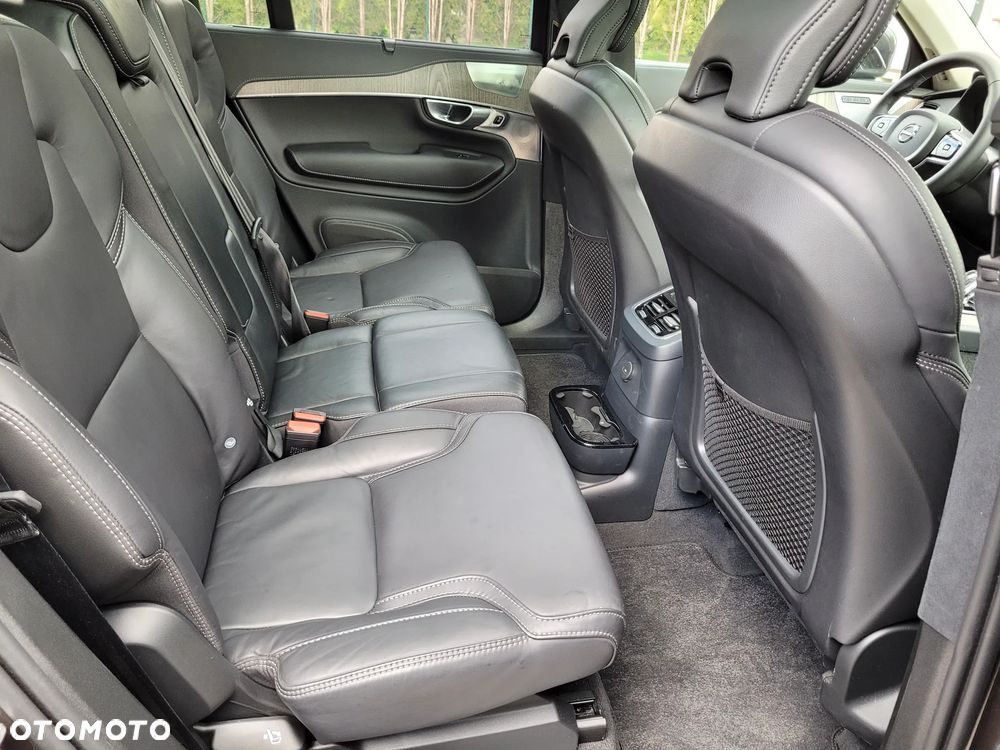 Volvo XC 90 T8 AWD Ultra Bright - 25