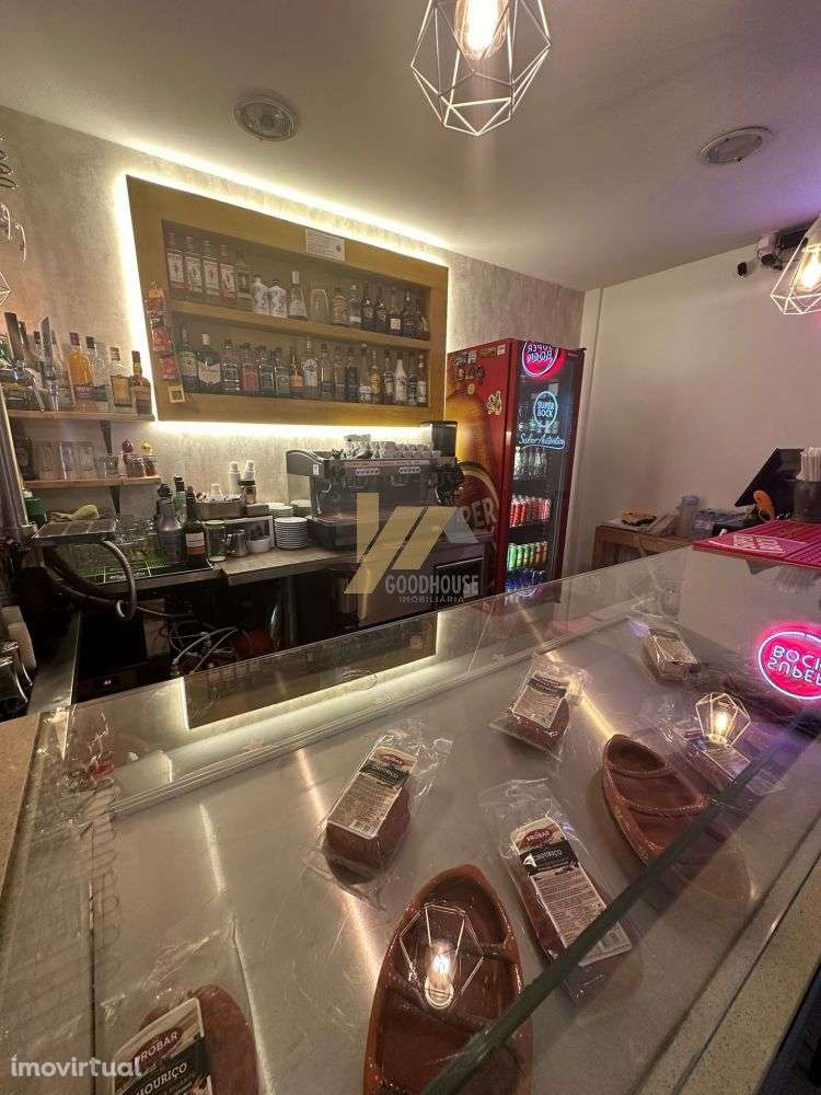 Bar completamente equipado - Grande imagem: 4/11