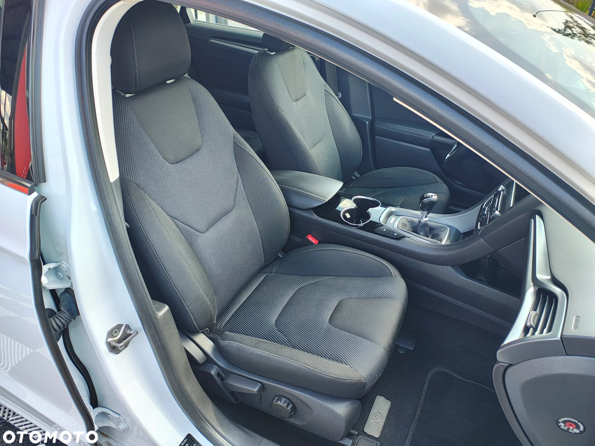 Ford Mondeo 1.5 TDCi Ambiente - 20