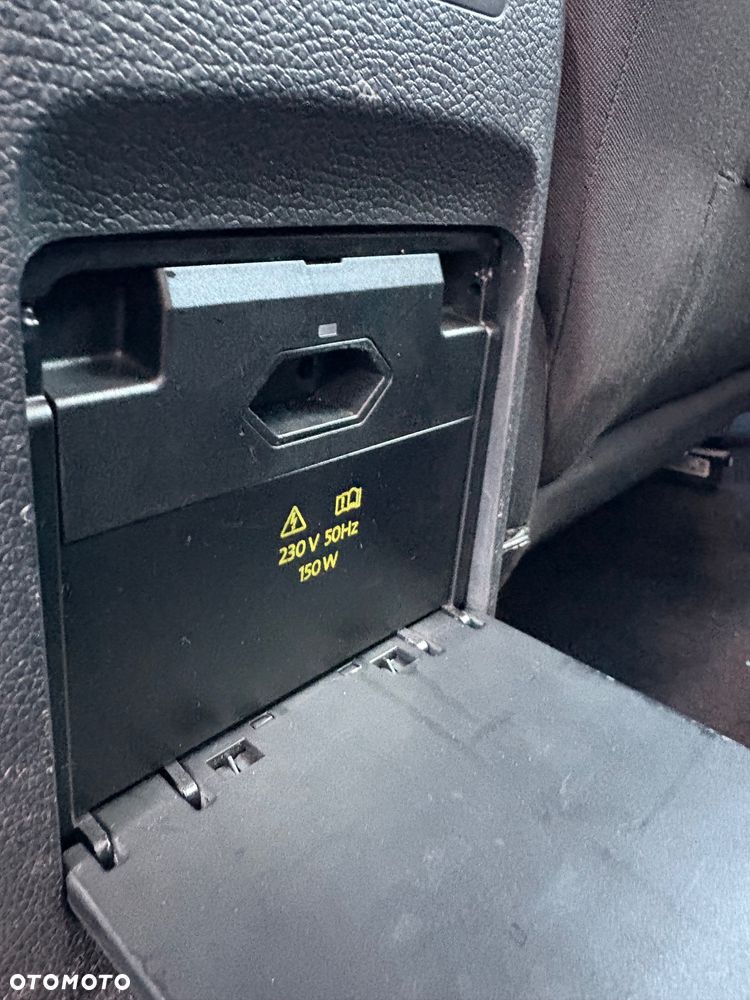 Volkswagen Golf 2.0 TDI DPF Comfortline - 7