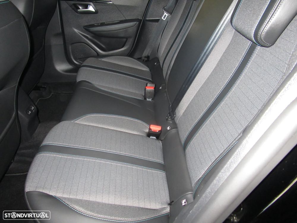 Peugeot e-208 50 kWh Allure Pack - 21