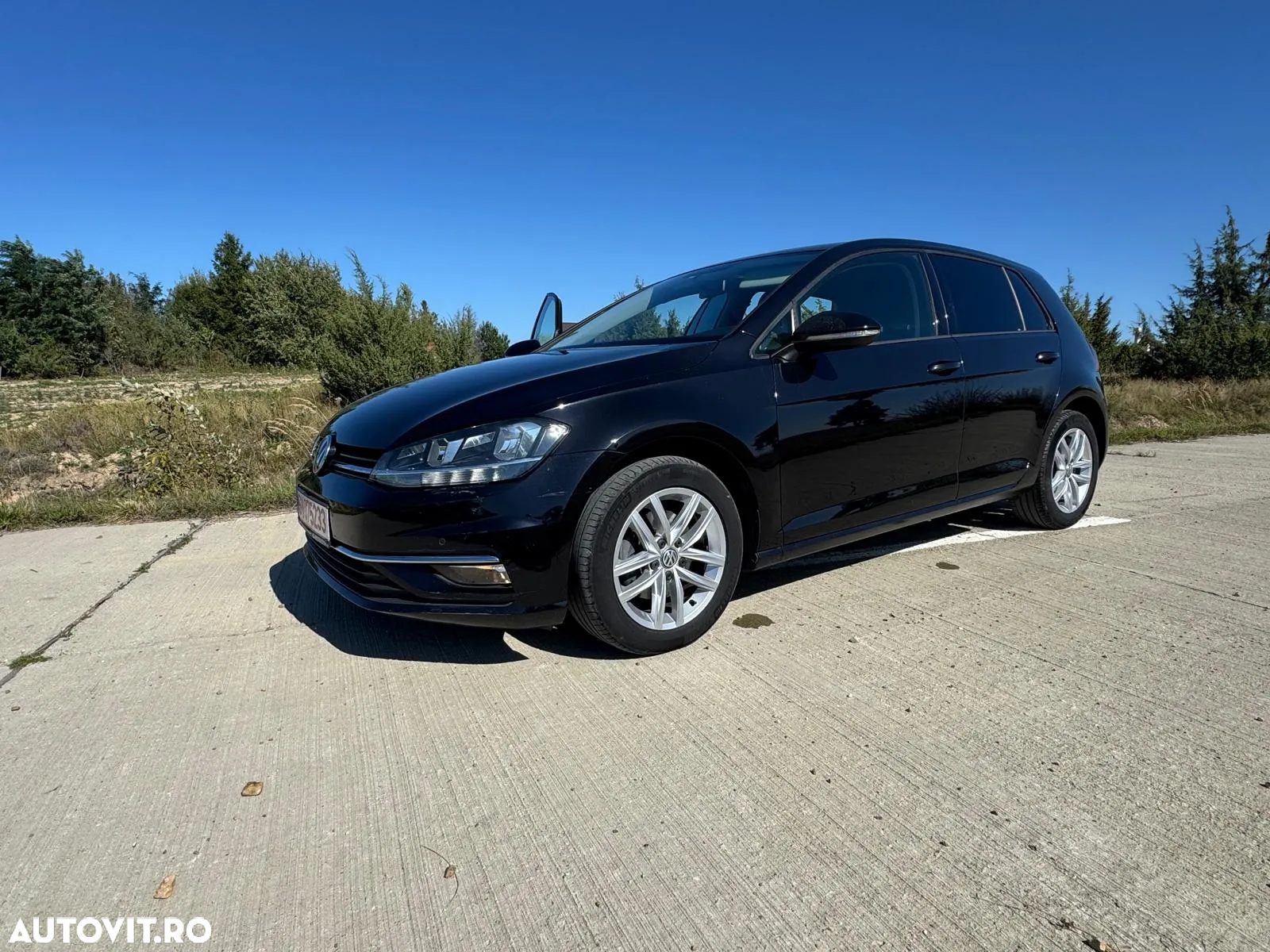 Volkswagen Golf 1.6 TDI DSG Comfortline - 5