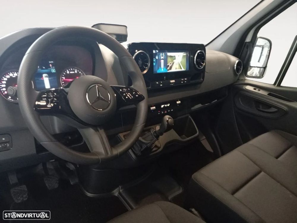 Mercedes-Benz Sprinter 317 CDi Pro Teto Alto Standard - 9
