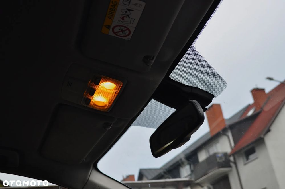 Toyota RAV4 2.2 D-4D 4x4 Executive - 24