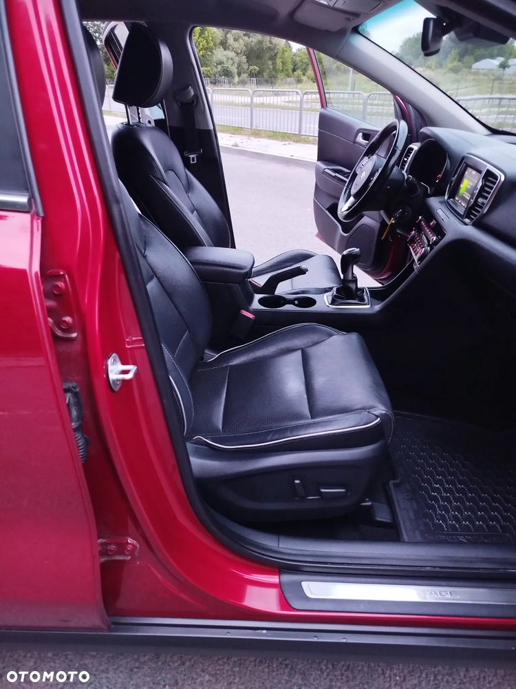 Kia Sportage 1.6 GDI 2WD DREAM-TEAM EDITION - 34
