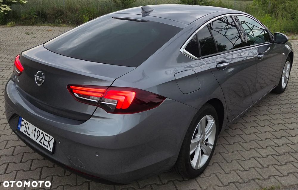 Opel Insignia - 8