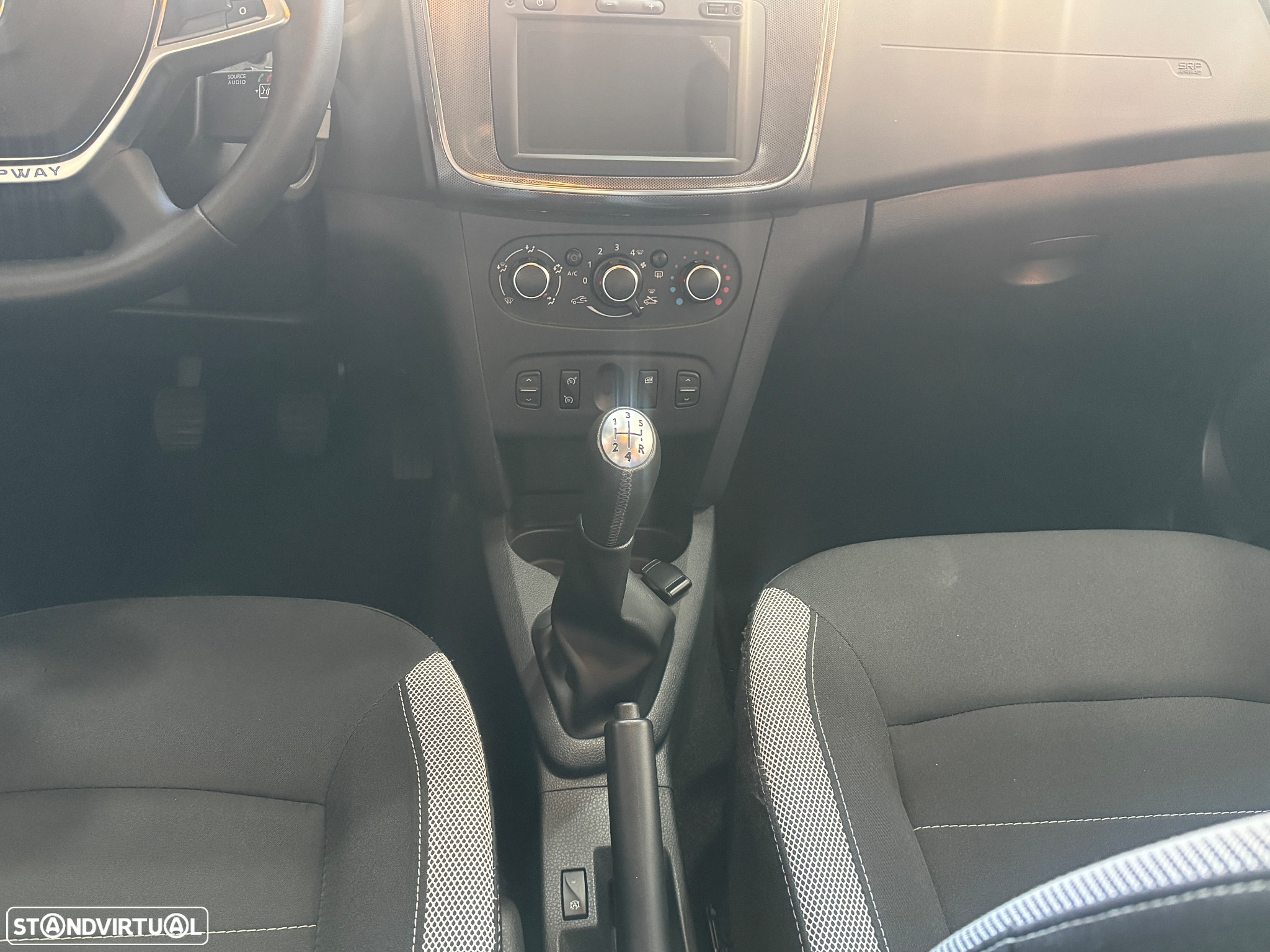 Dacia Sandero 0.9 TCe Stepway - 14