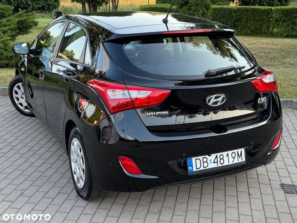 Hyundai i30 1.4 Trend - 19