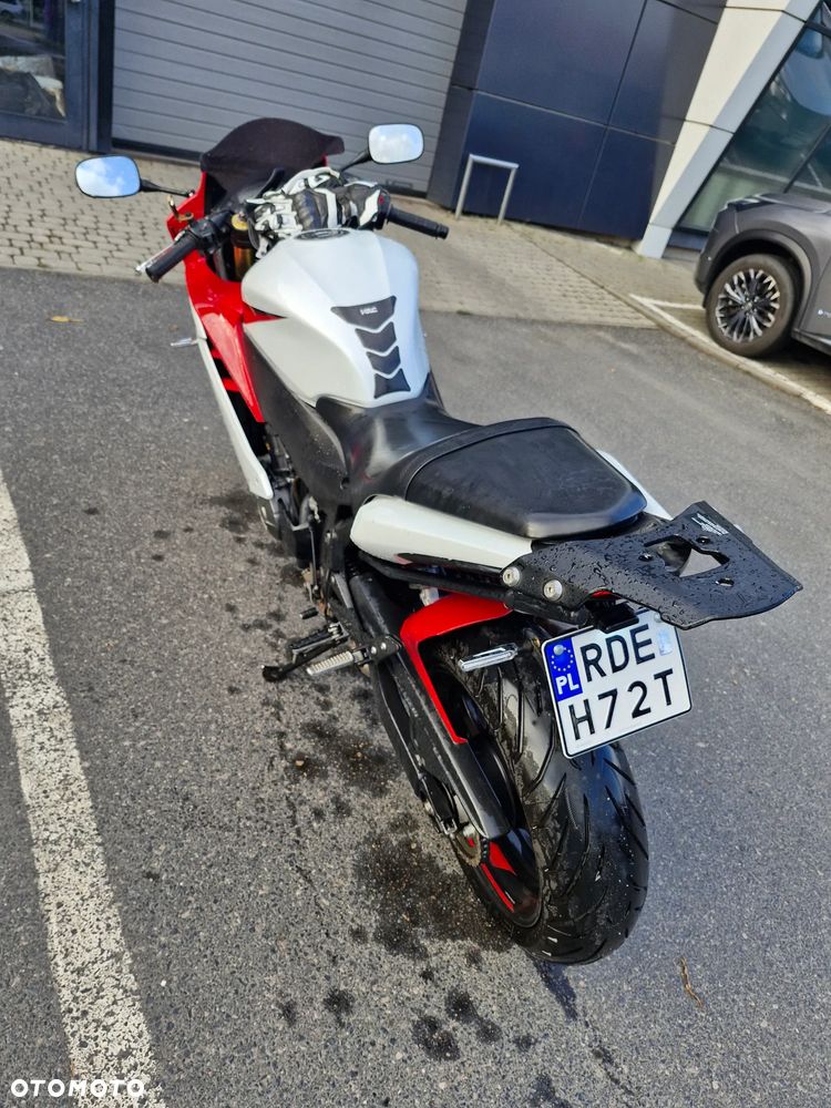 Honda CBR - 3