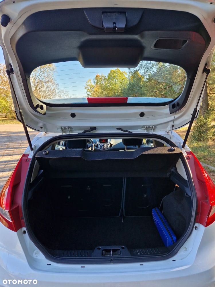 Ford Fiesta 1.6 TDCi Trend - 9