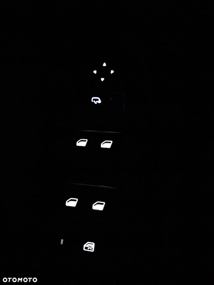 Peugeot 2008 1.2 Pure Tech GPF Active - 17