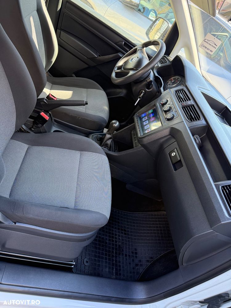 Volkswagen Caddy Maxi 2.0 TDI 75 kW Life - 33