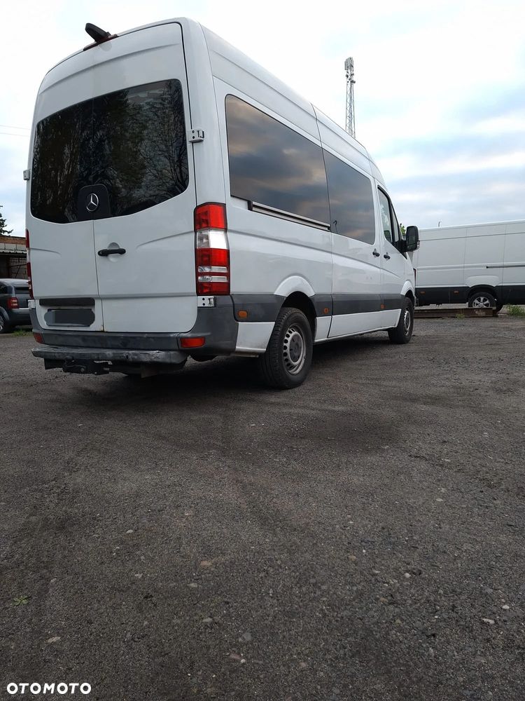 Mercedes-Benz Sprinter - 5