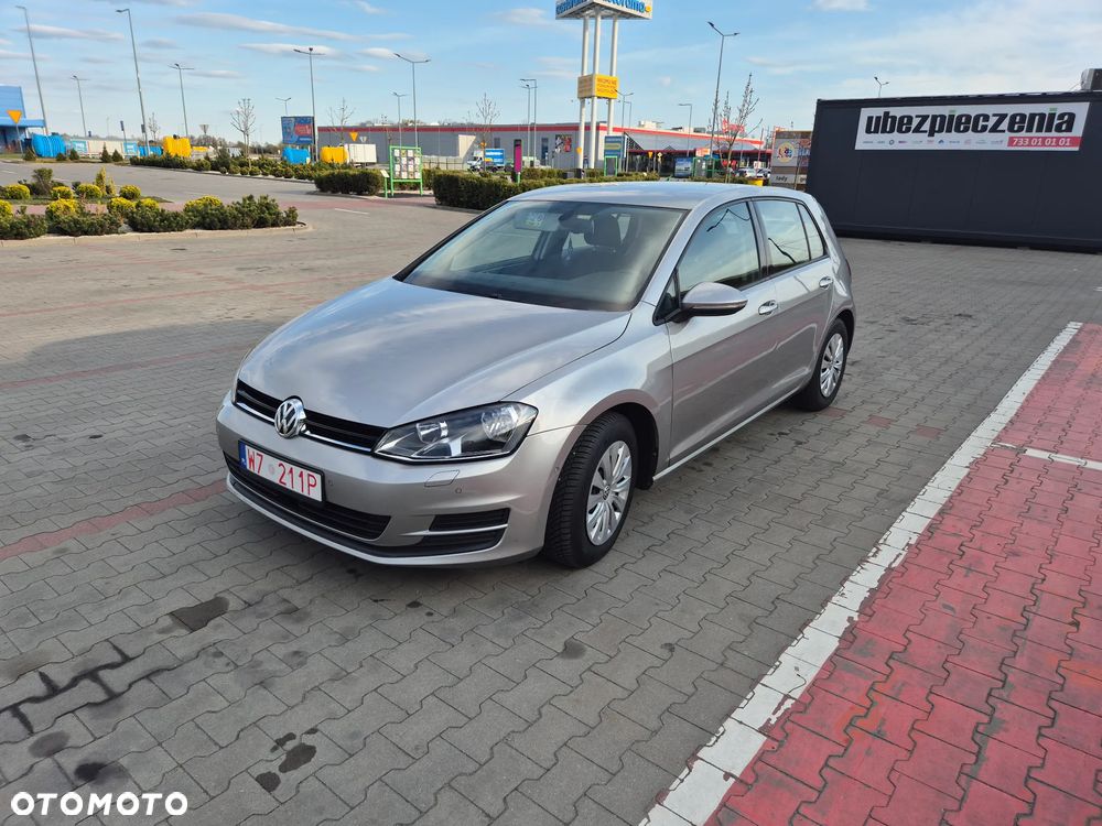 Volkswagen Golf - 2