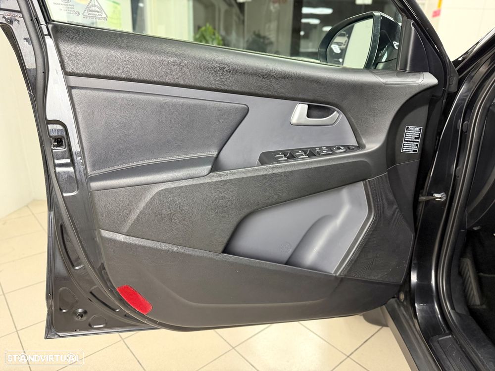 Kia Sportage 1.7 CRDI ISG LX - 14