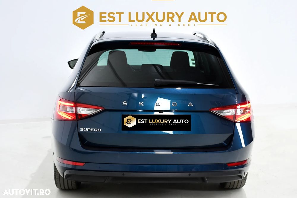 Skoda Superb 2.0 TDI DSG SportLine - 11