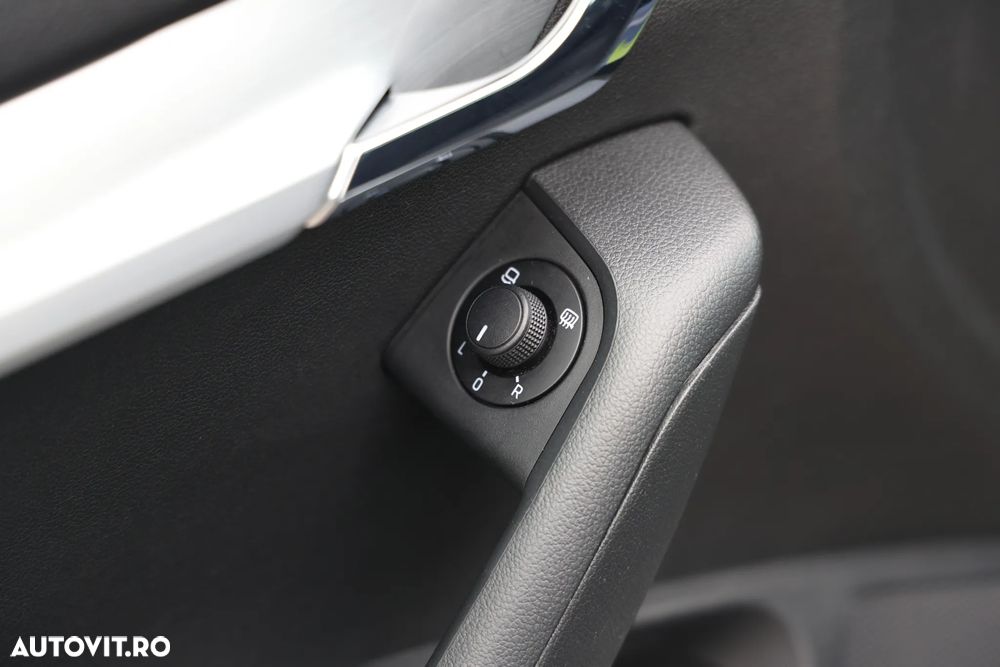 Skoda Octavia 1.6 TDI DSG Ambition - 24