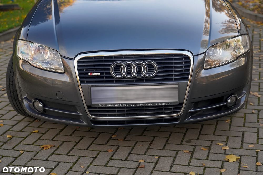 Audi A4 Avant 2.0 TDI DPF - 10