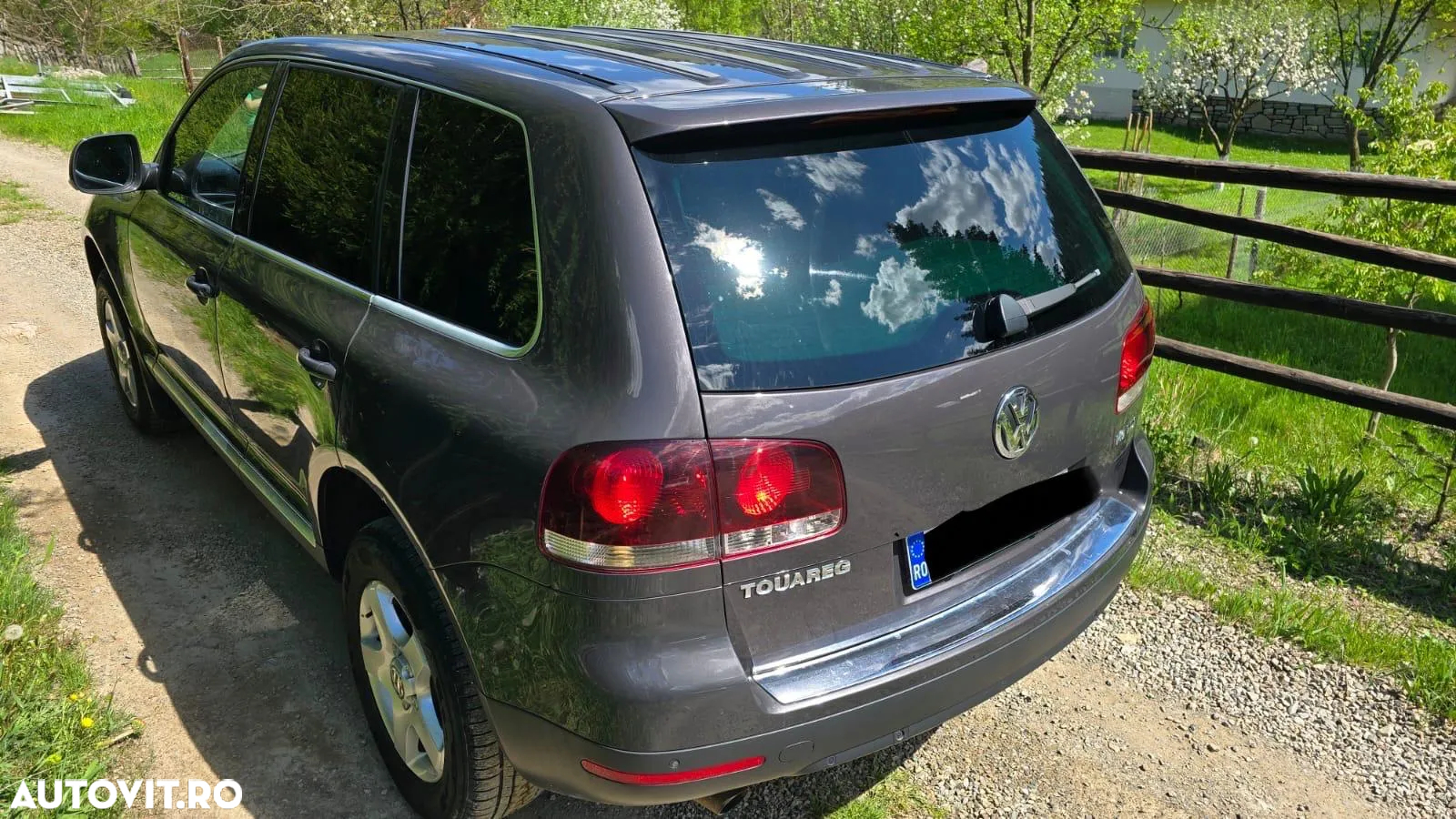 Volkswagen Touareg - 8