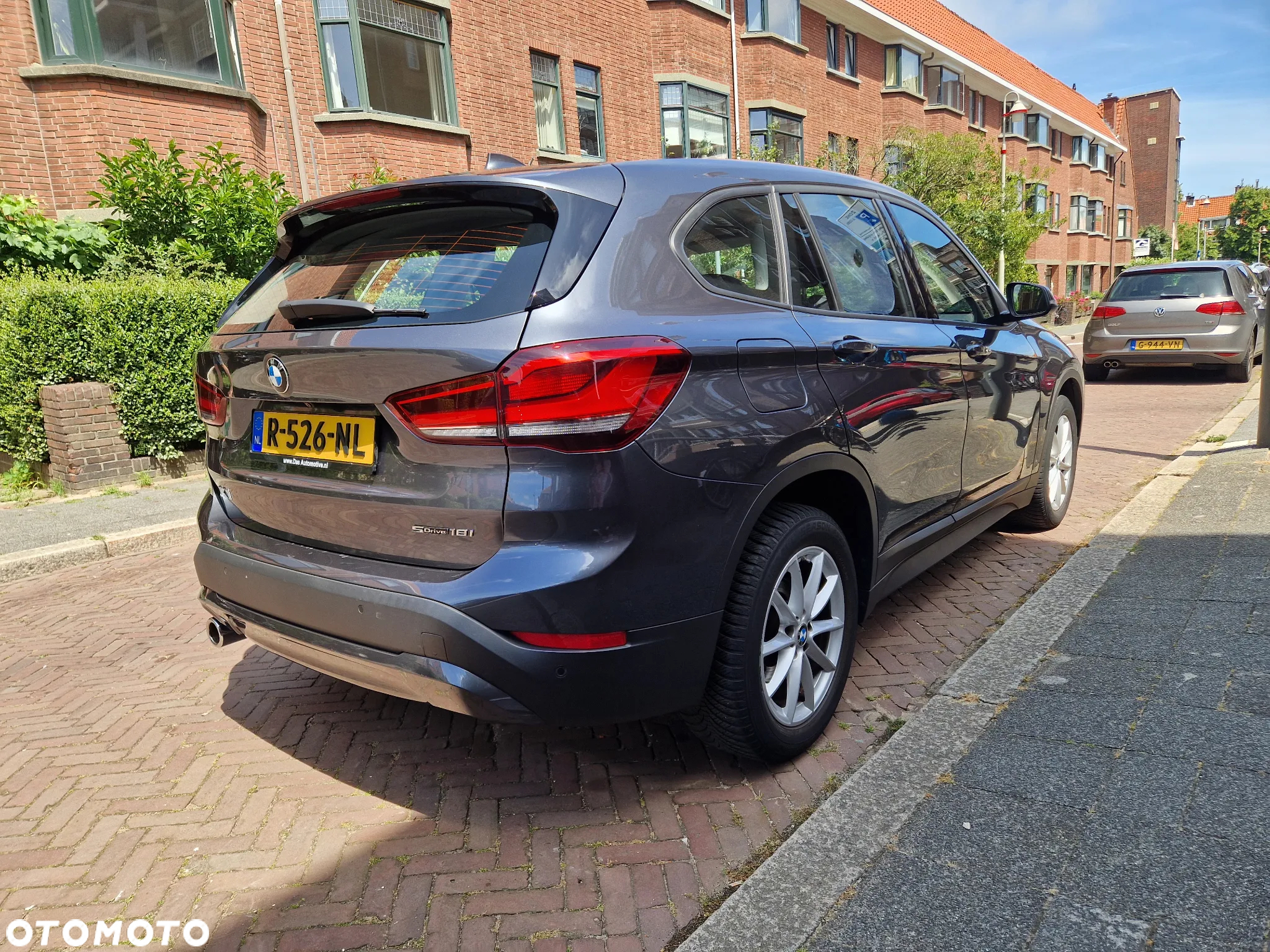 BMW X1 sDrive18i - 13