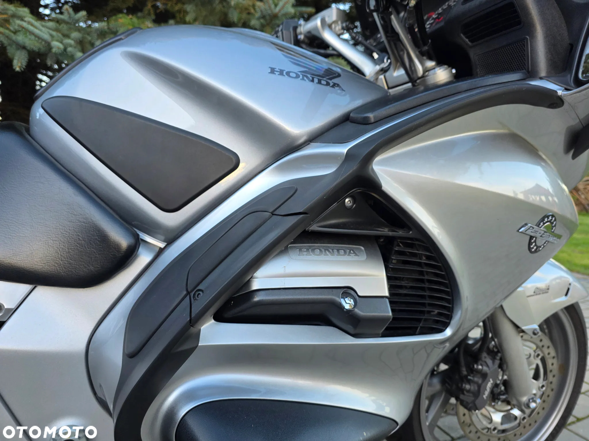 Honda ST - 29