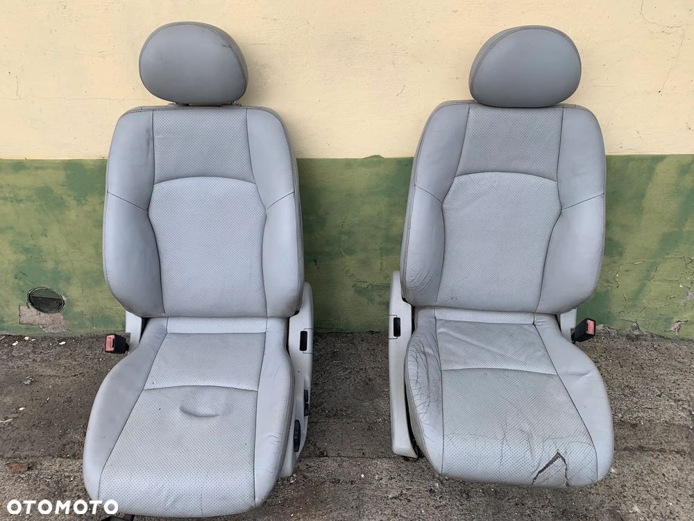 Mercedes C W203 sedan komplet foteli fotele kanapa szara skóra - 1