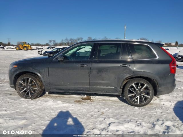 Volvo XC 90 - 2