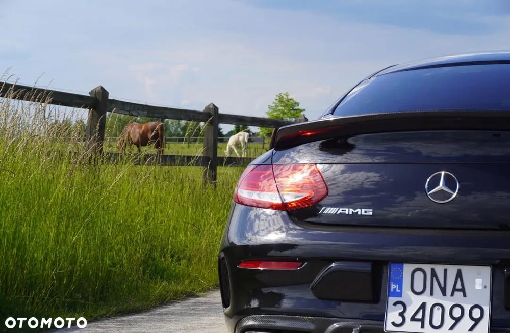 Mercedes-Benz Klasa C AMG 63 S Coupe AMG Speedshift MCT 9G - 19