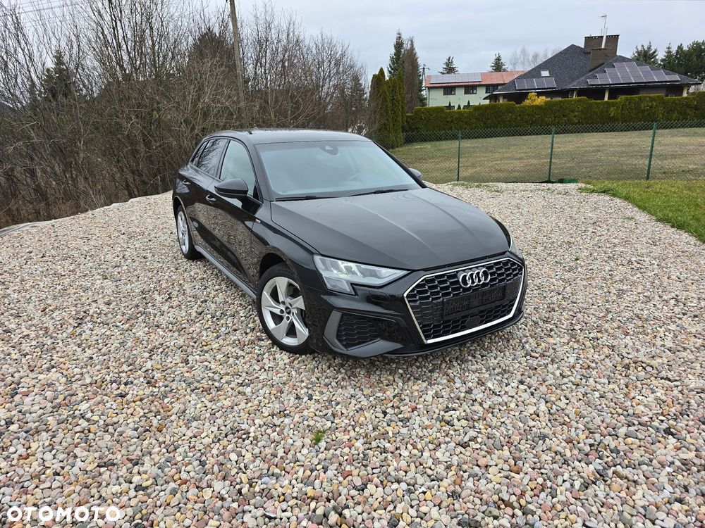 Audi A3 Sportback - 2