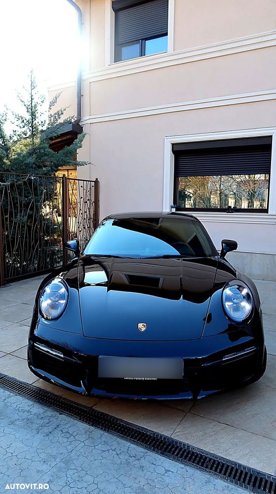 Porsche 911-TURBO-S - 9