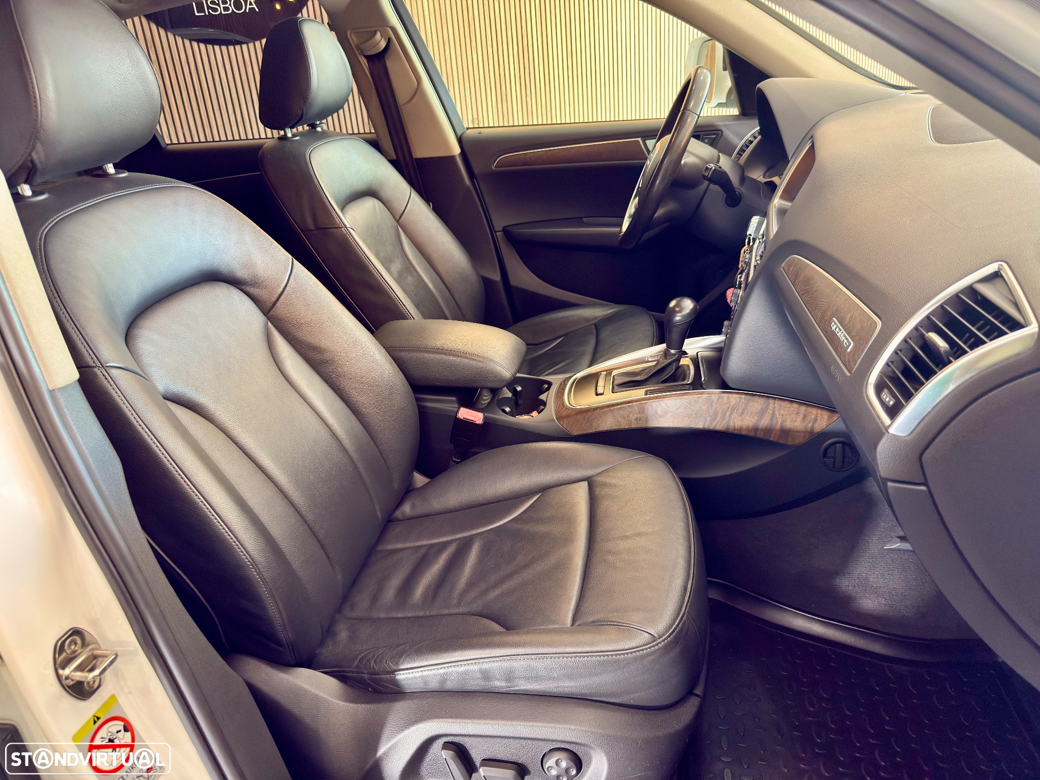 Audi Q5 2.0 TFSI quattro S tronic - 10