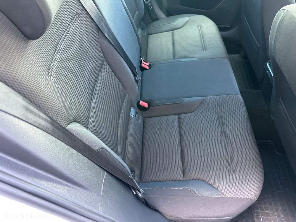Volkswagen Golf 2.0 TDI BMT Comfortline - 16