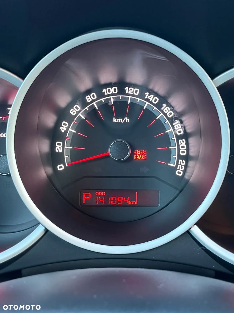 Kia Venga 1.6 L - 13