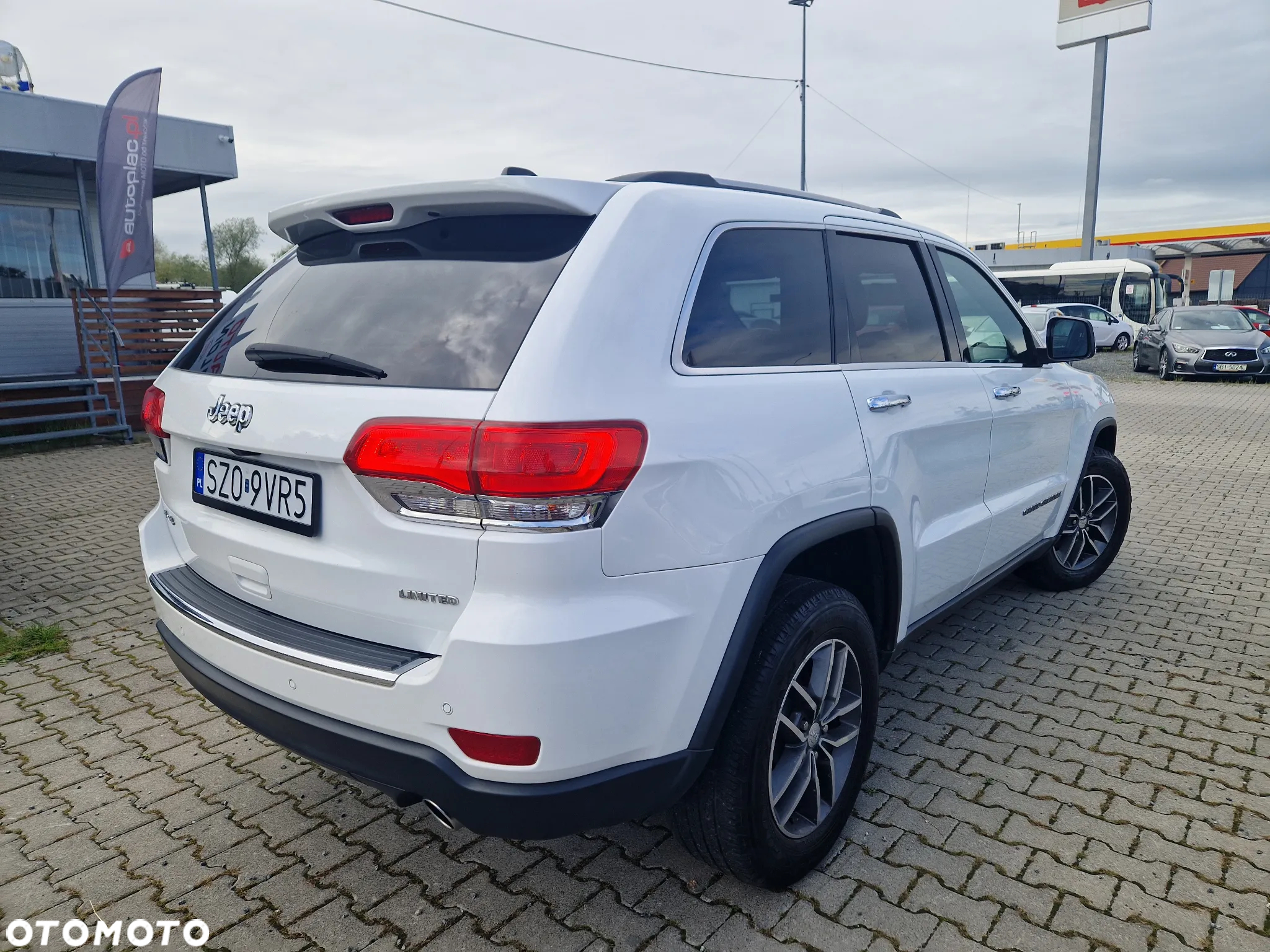Jeep Grand Cherokee - 2