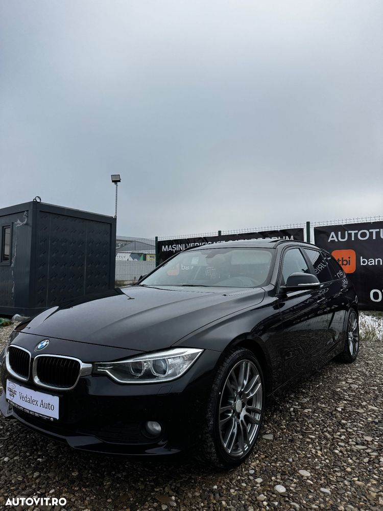 BMW Seria 3 320d Touring Aut. - 3